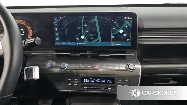 Hyundai Kona (SX2) 2024 Белый из Кореи, фото 3