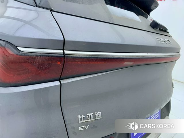 BYD Yuan PLUS 2025 Темно-серый из Китая, фото 3