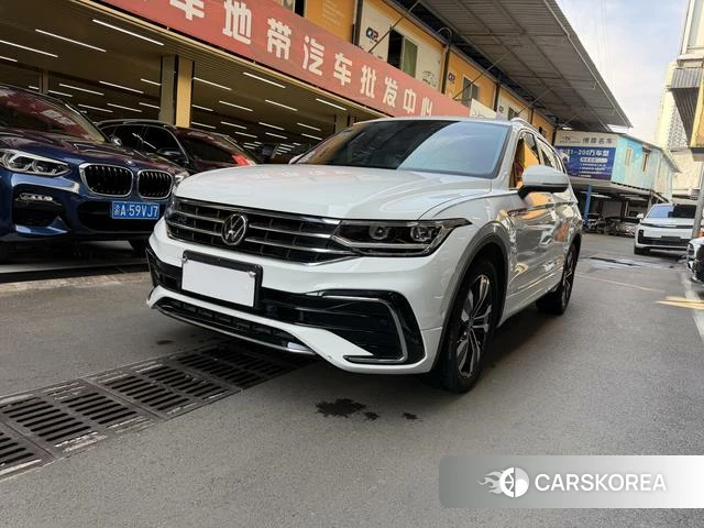 Volkswagen Tiguan L 2024 Белый из Китая, фото 3