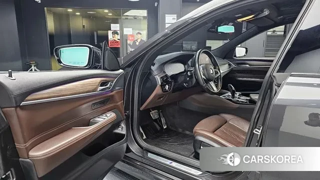 BMW 6 Series GT (G32) 2019 Серый из Кореи, фото 3