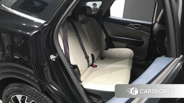 Kia Sportage 5th Generation Hybrid 2022 Черный из Кореи, фото 3