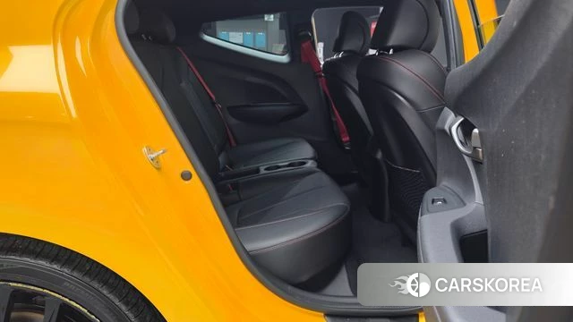 Hyundai Veloster (JS) 2018 Желтый из Кореи, фото 3