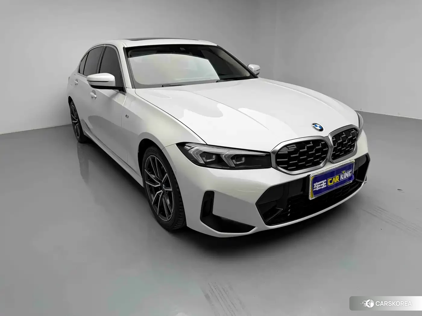 BMW 3 series 2023 Белый из Китая, фото 3