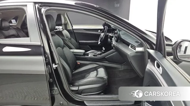 Kia K5 3rd generation 2021 Черный из Кореи, фото 3