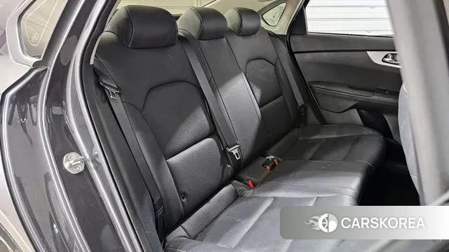 Kia The New K3 2nd generation 2021 Серый из Кореи, фото 3