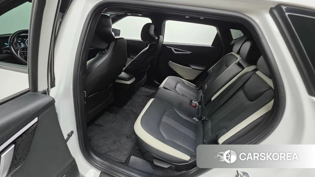 Kia EV6 2023 Белый из Кореи, фото 3