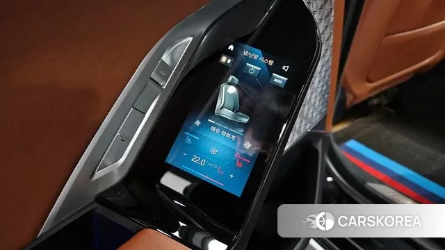 BMW i7 (G70) 2024 Черный из Кореи, фото 3