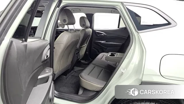 Chevrolet (GM Daewoo) Trax Crossover 2024 Цвет галактики из Кореи, фото 3