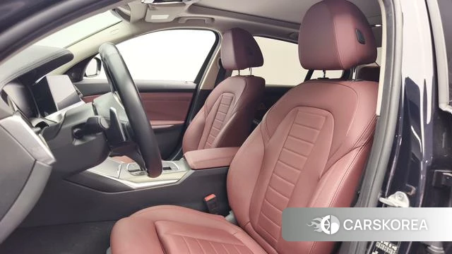 BMW 3 series 2021 Черный из Китая, фото 3