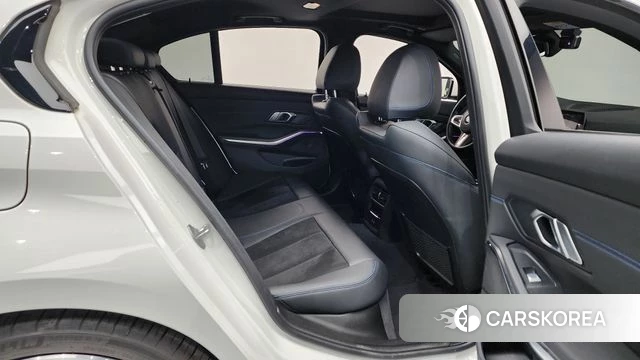 BMW 3 Series (G20) 2021 Белый из Кореи, фото 3