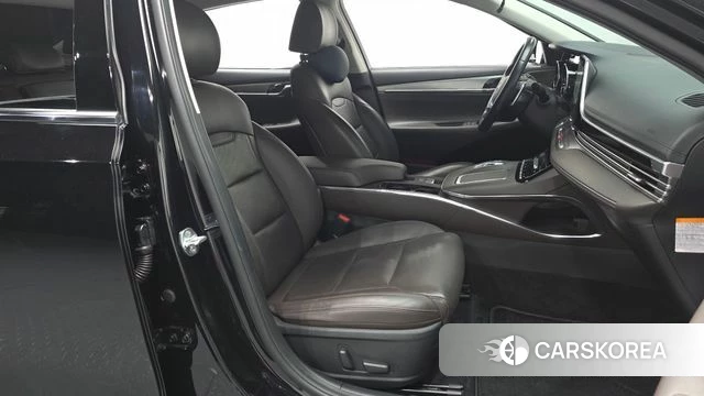 Hyundai The New Grandeur IG Hybrid 2022 Черный из Кореи, фото 3