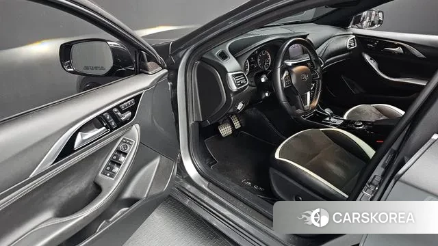 Infiniti Q30 2019 Серый из Кореи, фото 3