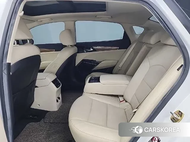 Kia Come New K7 2018 Белый из Кореи, фото 3