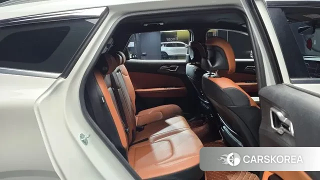 Kia Sportage 5th Generation 2024 Белый из Кореи, фото 3