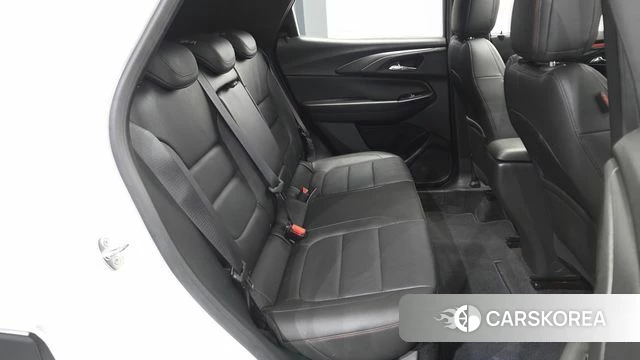 Chevrolet (GM Daewoo) The New Trail Blazer 2024 Белый из Кореи, фото 3