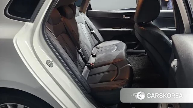 Kia The New K5 2nd generation 2018 Белый из Кореи, фото 3