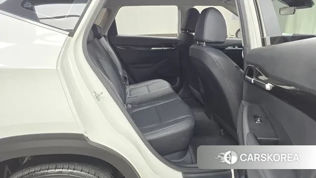 Kia Seltos 2022 Белый из Кореи, фото 3