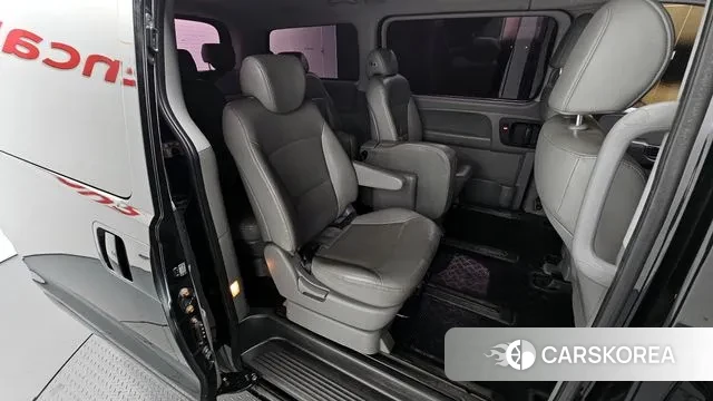 Hyundai The New Grand Starex 2019 Черный из Кореи, фото 3