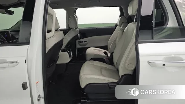 Kia Carnival 4th generation 2023 Белый из Кореи, фото 3