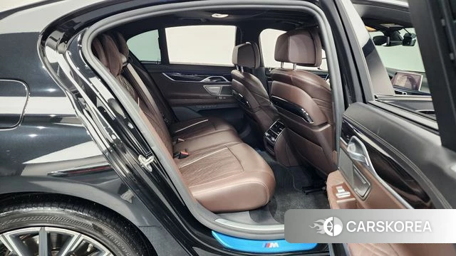 BMW 7 Series (G11) 2019 Черный из Кореи, фото 3