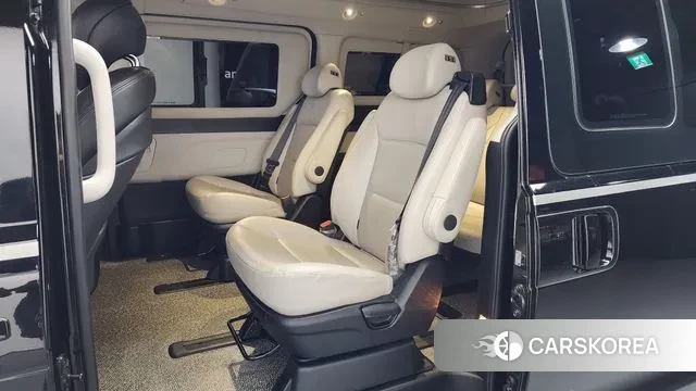 Hyundai The New Grand Starex 2018 Черный из Кореи, фото 3