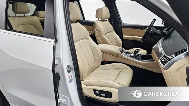 BMW X5 (G05) 2021 Белый из Кореи, фото 3