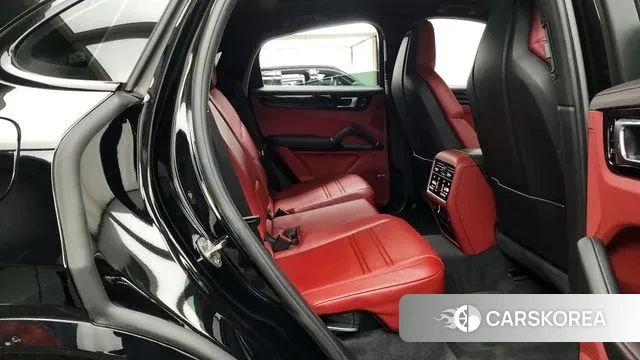 Porsche Cayenne (PO536) 2021 Черный из Кореи, фото 3