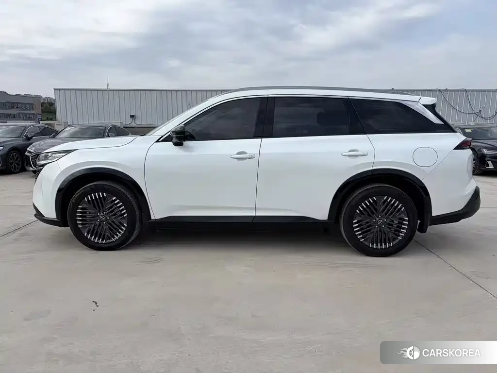 Nissan Pathfinder 2024 Белый из Китая, фото 3