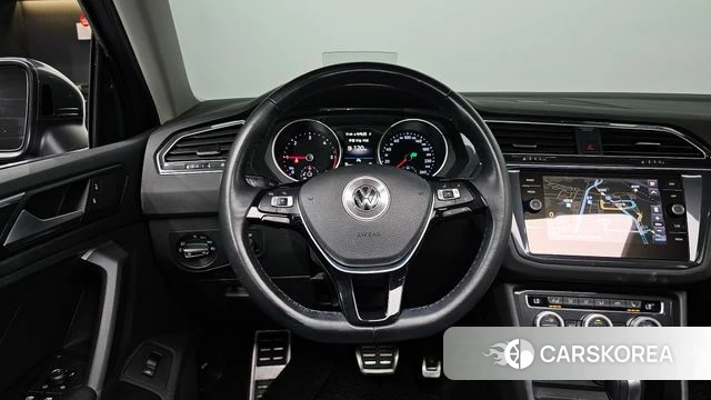 Volkswagen Tiguan second Generation 2019 Серый из Кореи, фото 3