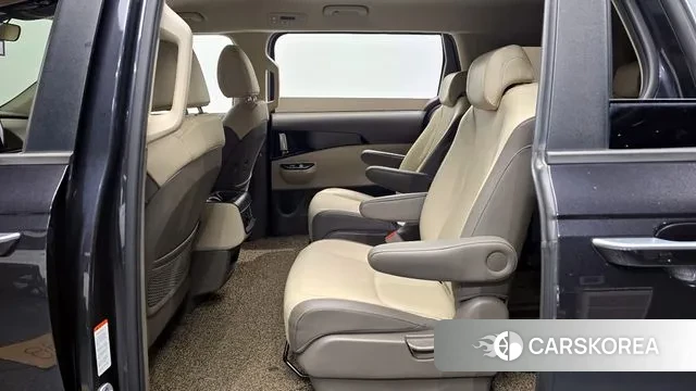 Kia Carnival 4th generation 2021 Серый из Кореи, фото 3