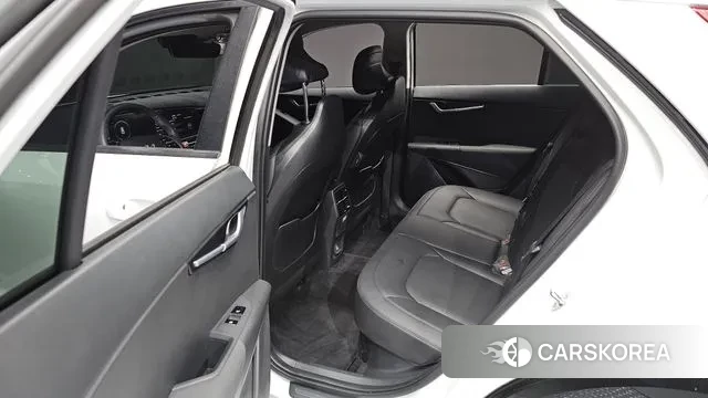 Kia Di Ol Nu Niro 2024 Белый из Кореи, фото 3