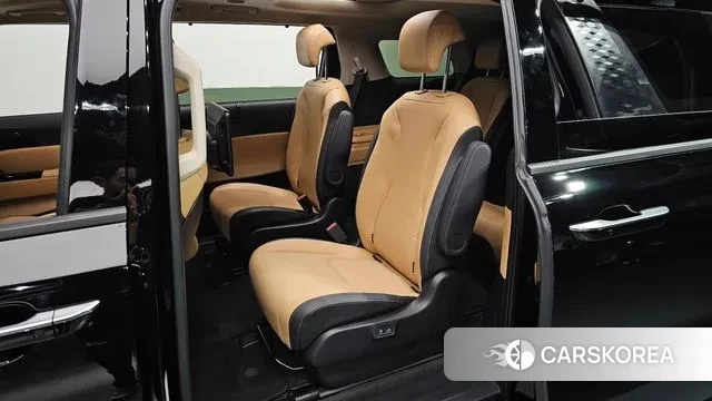 Kia Carnival 4th generation 2023 Черный из Кореи, фото 3