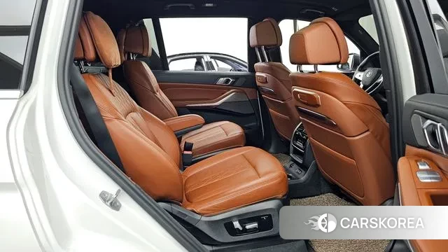 BMW X7 (G07) 2022 Белый из Кореи, фото 3