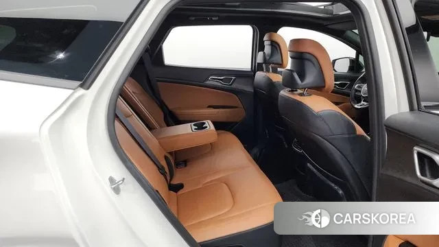 Kia Sportage 5th Generation Hybrid 2022 Белый из Кореи, фото 3