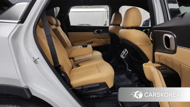 Kia Sorento 4th Generation 2023 Белый из Кореи, фото 3