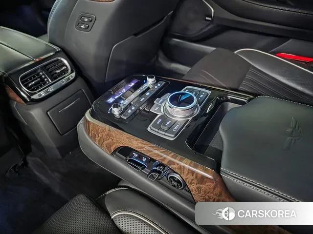 Genesis G90 2019 Черный из Кореи, фото 3