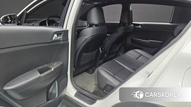Kia Sportage The Bold 2021 Белый из Кореи, фото 3