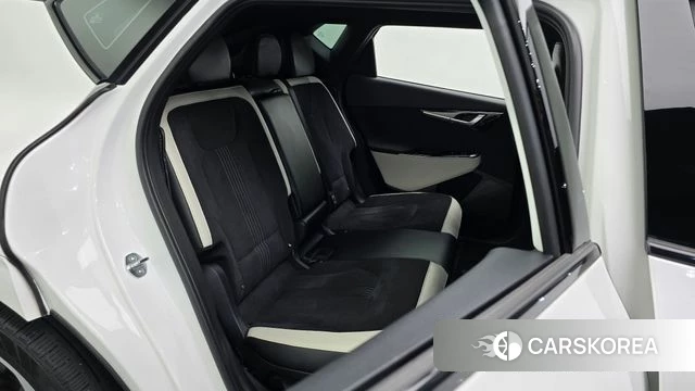 Kia EV6 2023 Белый из Кореи, фото 3
