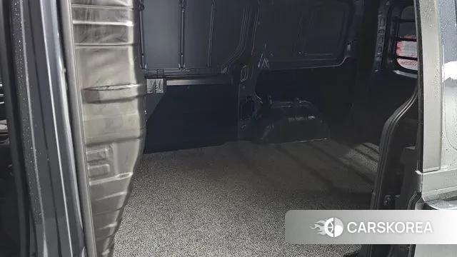 Hyundai Staria 2024 Серый из Кореи, фото 3