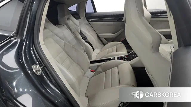 Porsche Panamera (971) 2018 Серый из Кореи, фото 3