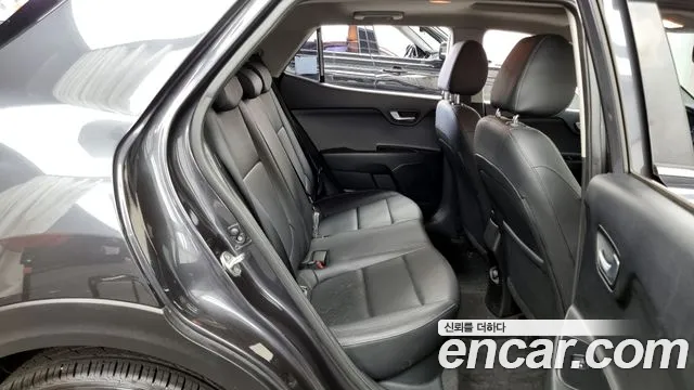 Kia Stonic 2018 Серый из Кореи, фото 3