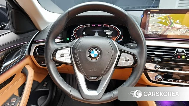 BMW 5 Series (G30) 2023 Черный из Кореи, фото 3