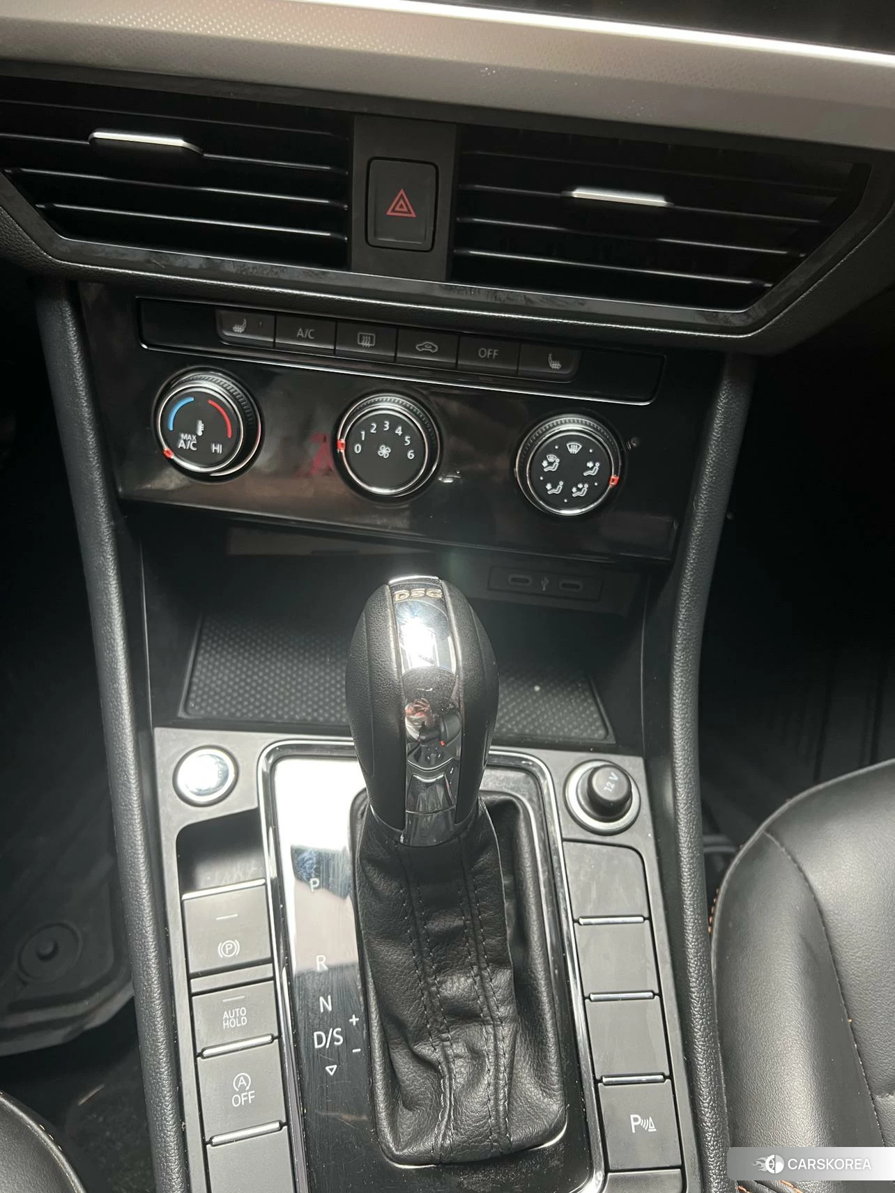 Volkswagen Bora 2022 Белый из Китая, фото 3