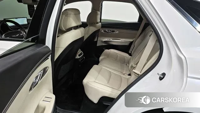 Genesis GV70 2022 Белый из Кореи, фото 3