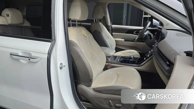 Kia Carnival 4th generation 2021 Белый из Кореи, фото 3