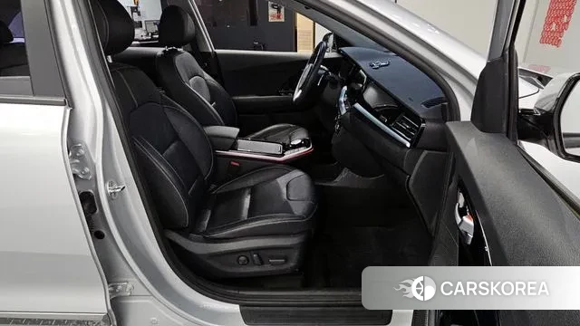 Kia Niro EV 2021 Белый из Кореи, фото 3