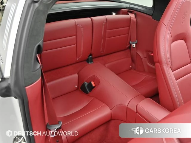 Porsche 911(992) 2024 Серебристо-серый из Кореи, фото 3