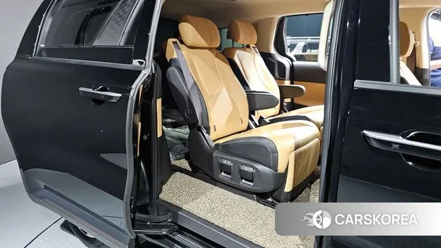 Kia Carnival 4th generation 2022 Черный из Кореи, фото 3