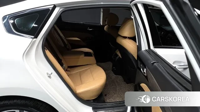 Kia K7 Premier Hybrid 2020 Белый из Кореи, фото 3