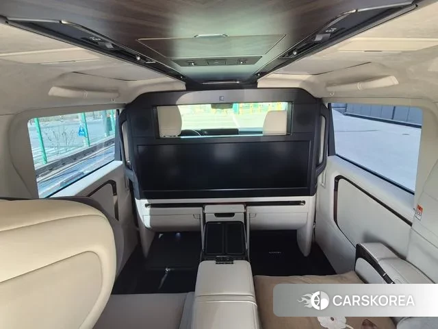 Lexus LM Second Generation 2024 Черный из Кореи, фото 3